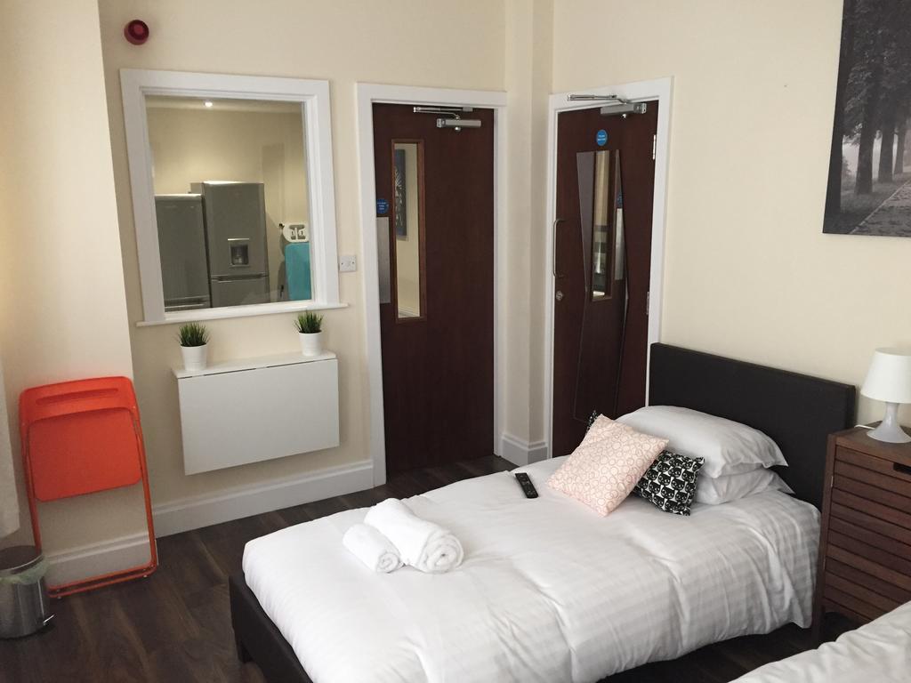 Casa Fresa Franks Serviced Accommodation Liverpool Eksteriør billede