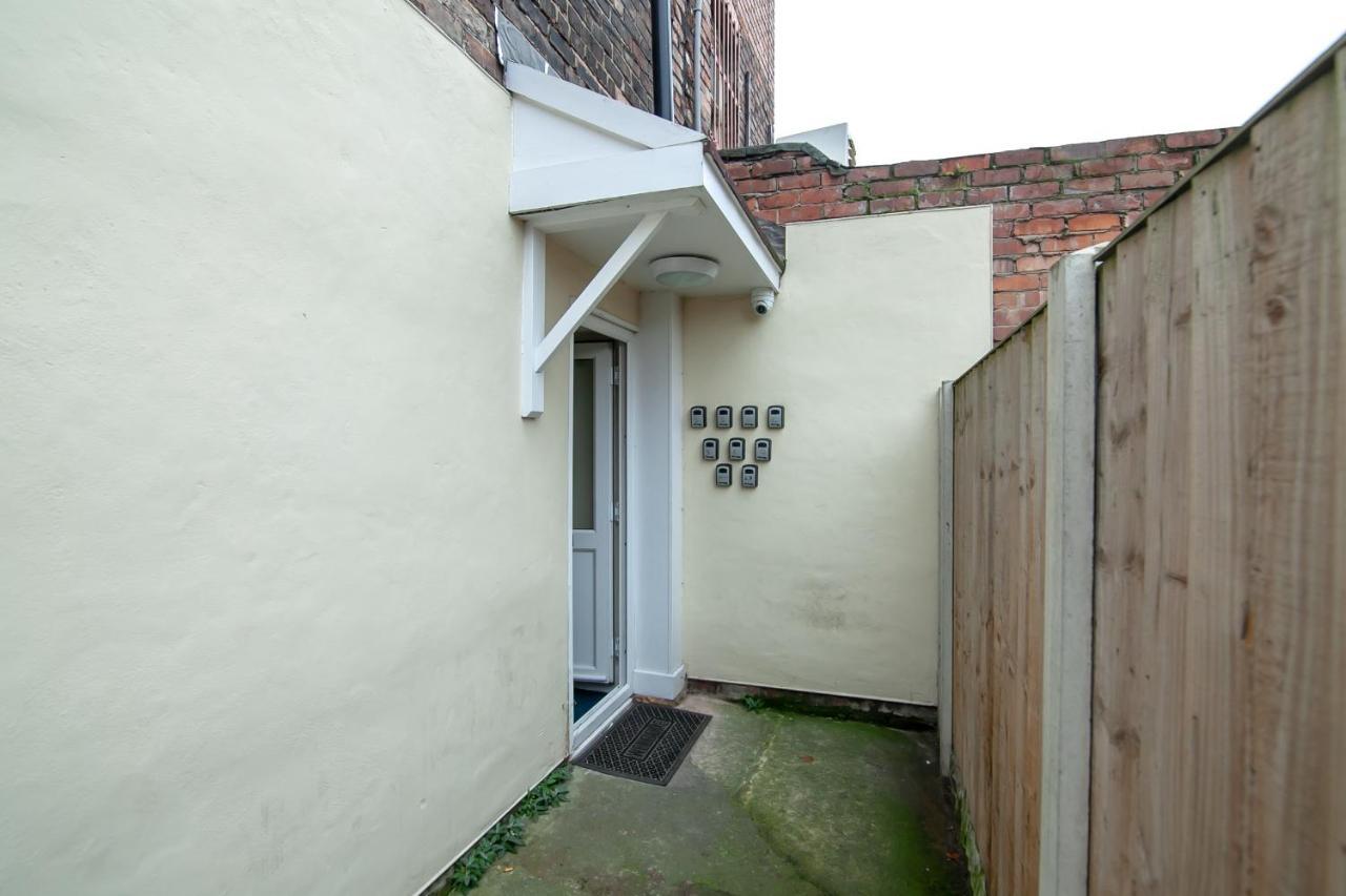Casa Fresa Franks Serviced Accommodation Liverpool Eksteriør billede